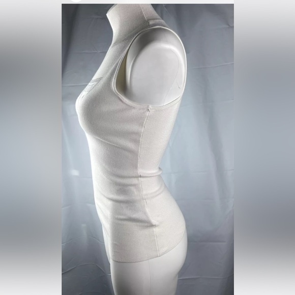 NEW GUESS Ebony Turtle Neck Sweater Tank Sparkle Logo Sleeveless White Size M - Picture 4 of 7